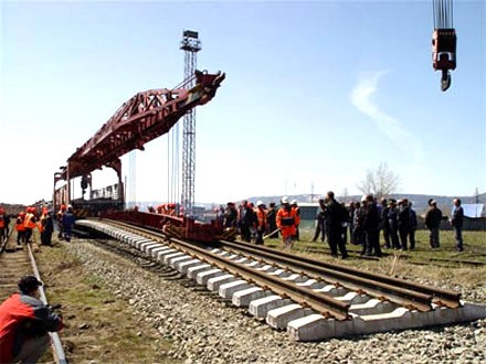 Prezidentdən Bakı-Tbilisi-Qars dəmir yolu ilə bağlı tapşırıq