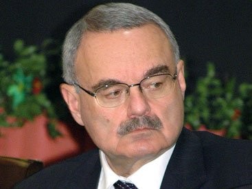 Prezident Artur Rasizadəni “Şöhrət” ordeni ilə təltif edib