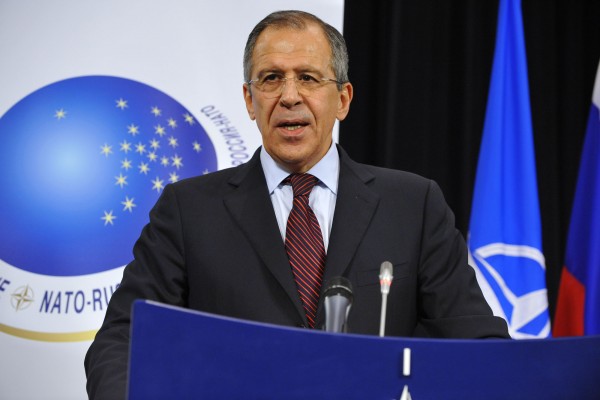 Lavrov: “Sərhədlərimiz yaxınlığında hərbi aktivliyin artmasına adekvat cavab verəcəyik”