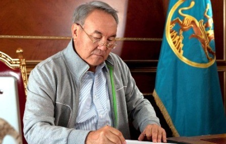 Nazarbayev qazax dili imtahanından “5” aldı