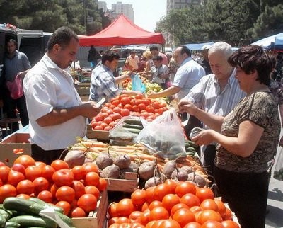 Quba və Siyəzəndə bayram yarmarkası keçirilib