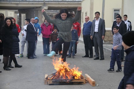 Binəqədi rayonunda Novruz bayramı münasibətilə türkdilli xalqların Novruz festivalı keçirilib