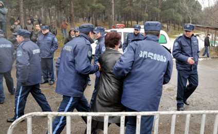 Gürcü xüsusi təyinatlıları erməniləri nəzarətə götürdü