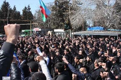 Marneulidə azərbaycanlılar etiraz aksiyası keçirib