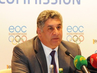 Nazir müraciət etdi