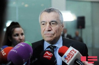 Natiq Əliyev: “Neftin qiymətinin düşməsi Azərbaycana təsir etməyib”