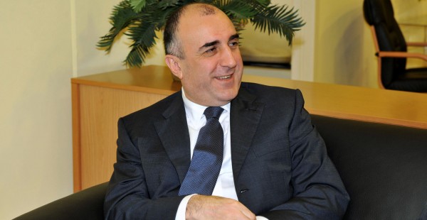 Elmar Məmmədyarov Latviyaya gedib