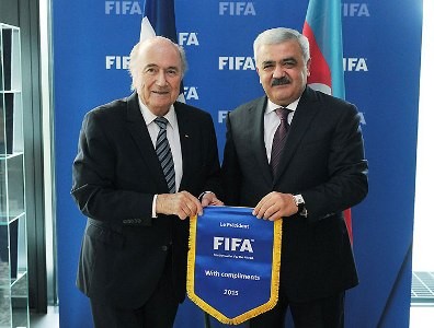 Rövnəq Abdullayev Yozef Blatterlə görüşüb