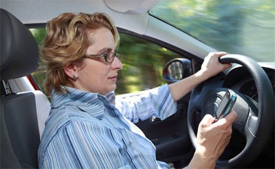 ABŞ-da hər dördüncü yol nəqliyyat hadisəsinə mobil telefon səbəb olur