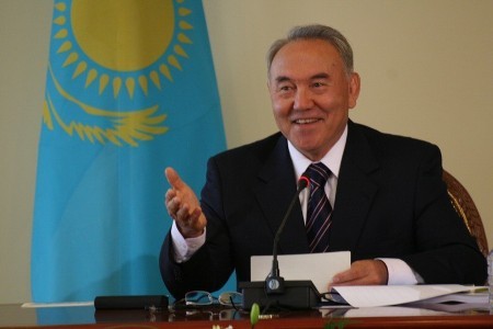 Nazarbayev öz səlahiyyətlərini azaltmağa qərar verdi