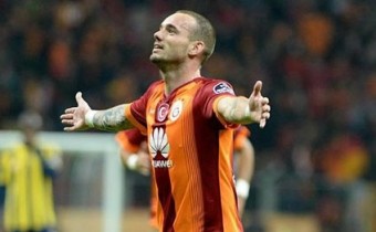 Sneyder “Qalatasaray“ı tərk edir