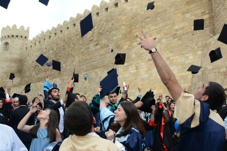 İqtisad Universitetində “Məzun Günü” keçirilib