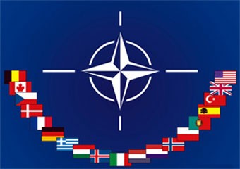 NATO VƏ RUSİYA DÖYÜŞ HAZIRLIĞI NÜMAYİŞ ETDİRİR