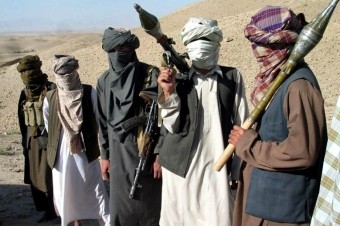 125 hərbçi “Taliban“ tərəfə keçib