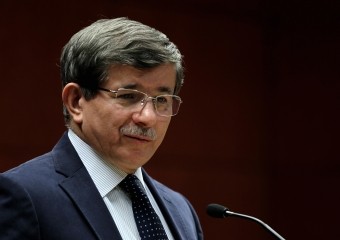 Əhməd Davudoğlu: “Türkiyə 33 terror təşkilatı ilə mübarizəyə başlayıb”