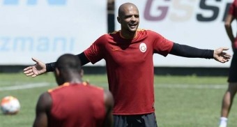 Melo “Qalatasaray“da qaldı