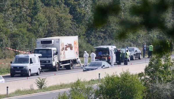 Avstriyada yük maşınında aşkarlanan meyitlərlə bağlı üç nəfər həbs olunub