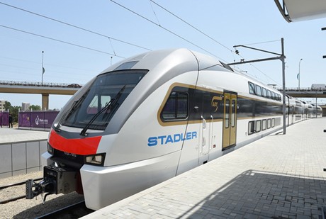 Bakıdan Sumqayıta ilk işçi qatar yola düşdü