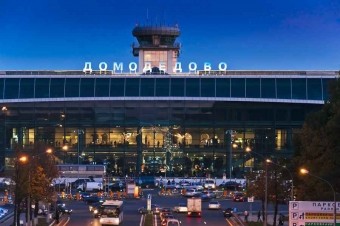 Moskva aeroportunda yanğın: Bakıya uçan reys təxirə salındı