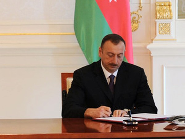 Prezident İlham Əliyev Fizika, Riyaziyyat və İnformatika Təmayüllü Liseydə olub