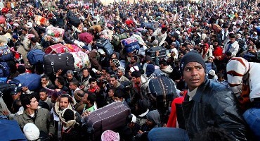 Macarıstan mühacirlərdən qorunmaq üçün ordunu cəlb edir