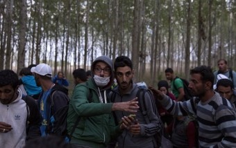 Macarıstanda qaçqınlara qarşı gözyaşardıcı qazdan istifadə edildi