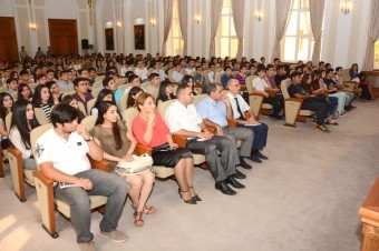 İqtisad Universitetində “Bilik Günü” keçirilib