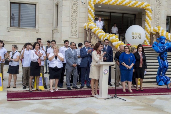 Bakı Modern Məktəbinin yeni tədris korpusunun açılışı olub