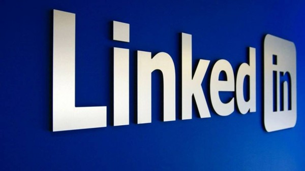 “LinkedIn” istifadəçilərinə 13 milyon dollar ödəyə bilər