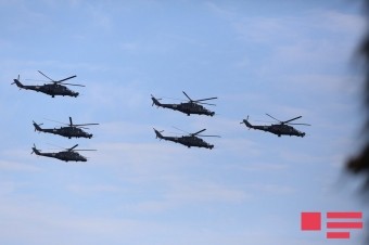 Azərbaycan Rusiyadan helikopter və zirehli texnika alacaq