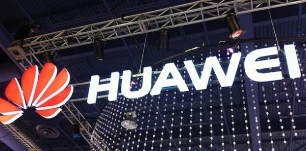 “Huawei” Çin smartfon bazarında birinciliyi ələ aldı