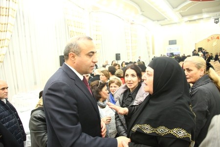 Azay Quliyevin görüşündə yenə izdiham yaşandı -FOTOLAR