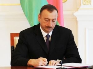 İlham Əliyev Mədət Quliyevi Dövlət Komissiyasının sədri təyin etdi