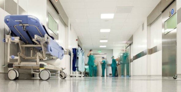 İstanbulda zəhərli spirtli içkidən ölənlərin sayı 26 nəfərə çatıb