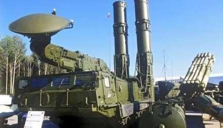 Rusiya İranla razılaşdı: S-300 müqaviləsi