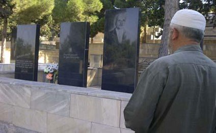Mollaların narahatlığına son qoyuldu
