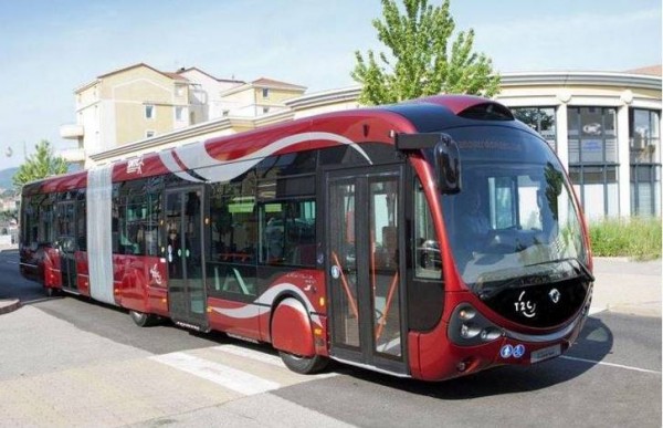 Bakıda 18 metrlik yeni avtobus