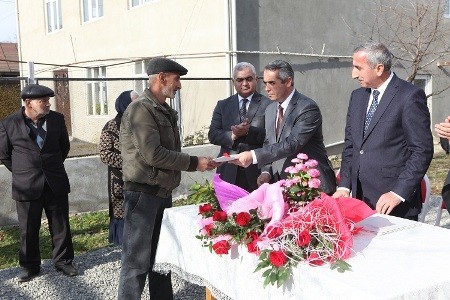 Qubada müharibə əlilləri və şəhid ailələrinə mənzillər verildi -FOTOLAR