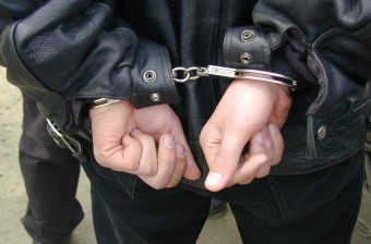 Radikallar Gəncədə polisin başına qumbara vurub partlatmaq istədi - TERRORA CƏHD
