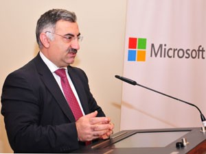 “İnternet niyə kəsilmişdi?”