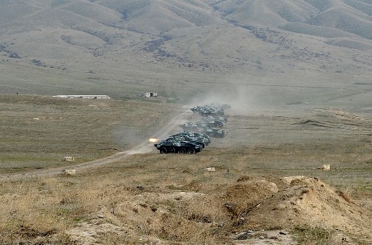 Sərhəddə əməliyyat: şərti terrorçular məhv edildi