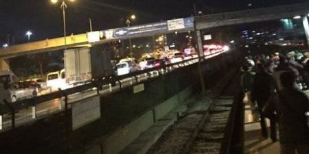 İstanbulda partlayışa terror aktının səbəb olduğu ehtimal olunur