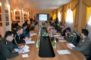 Xarici dövlətlərin Azərbaycandakı hərbi attaşeləri ilə toplantı keçirilib