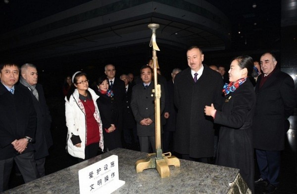İlham Əliyev Çinin məşhur muzeyində