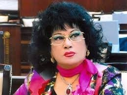 Milli Məclisdə xalq artisti Zeynəb Xanlarovaya xəbərdarlıq edilib