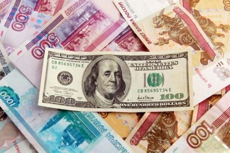 Rusiyaya şok: dollar 168 rubl ola bilər