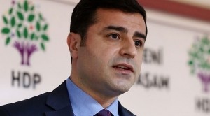 Səlahəddin Dəmirtaş Moskvaya gedir