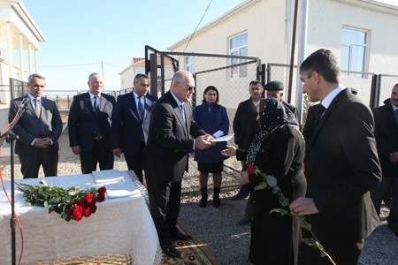 Qarabağ əlilləri və şəhid ailələrinə 17 ev verilib