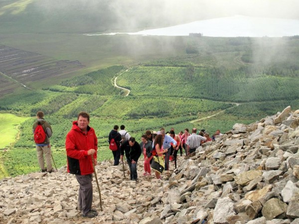 Çində 34 turist itkin düşüb