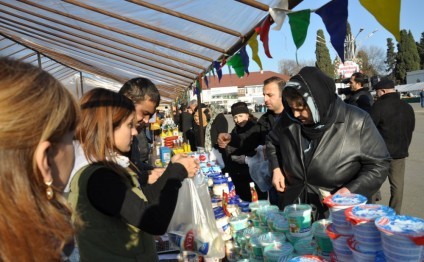Yarmarkalarda bayramla əlaqədar nəzarət gücləndirildi